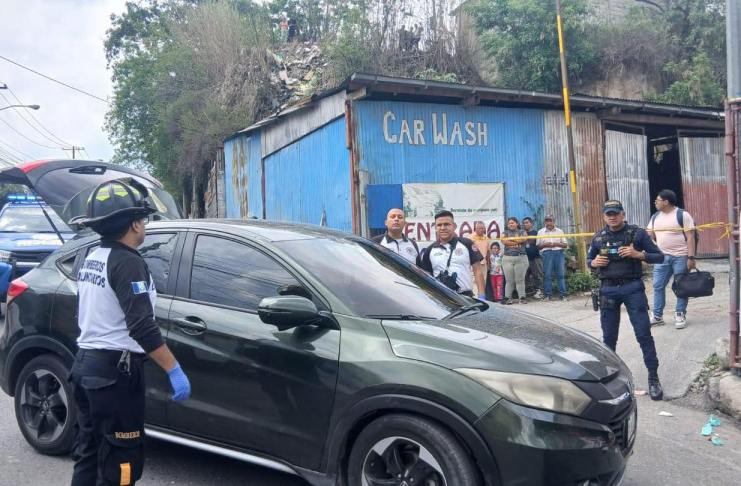 Se registró un intercambio de disparos entre la Policía Nacional Civil (PNC) y presuntos sicarios en la zona 18 de la capital.