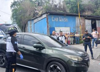 Balacera entre la PNC y presuntos sicarios deja dos fallecidos y dos heridos en zona 18 Se registró un intercambio de disparos entre la Policía Nacional Civil (PNC) y presuntos sicarios en la zona 18 de la capital.