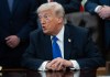 Trump acusa a la UE de violar pacto comercial y elevará al 25 % el arancel a los carros exportados.