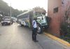 Al menos 25 personas resultaron heridas por colisión de bus extraurbano en San José Pinula Accidente de tránsito de bus extraurbano en San José Pinula. Foto La Hora: Bomberos Voluntarios