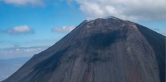 Volcán de Fuego registra actividad constante y lanza ceniza hacia el noroeste Archivo de actividad del volcán de Fuego. Foto La Hora: Conred