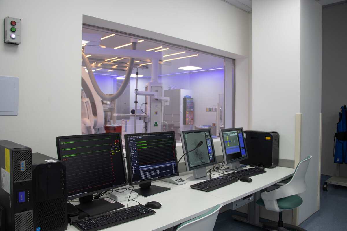 La infraestructura de la sala permite que el hospital pueda otorgar una atención más rápida, segura y precisa y se centre en el paciente. Foto: Cortesía Hospital El Pilar.