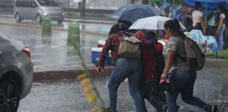 Archivo de lluvia sobre la Ciudad de Guatemala. Foto La Hora: Jose Orozco