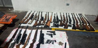 En un contenedor de la Portuaria Santo Tomás de Castillas, Puerto Barrios, Izabal, la PNC encontró 28 armas de fuego.