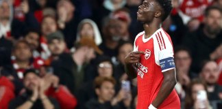 El Arsenal, con una solitaria anotación de Bukayo Saka, venció 1-0 al Atlético de Madrid (2-1 en el global) para clasificarse a la final de la Champions League.