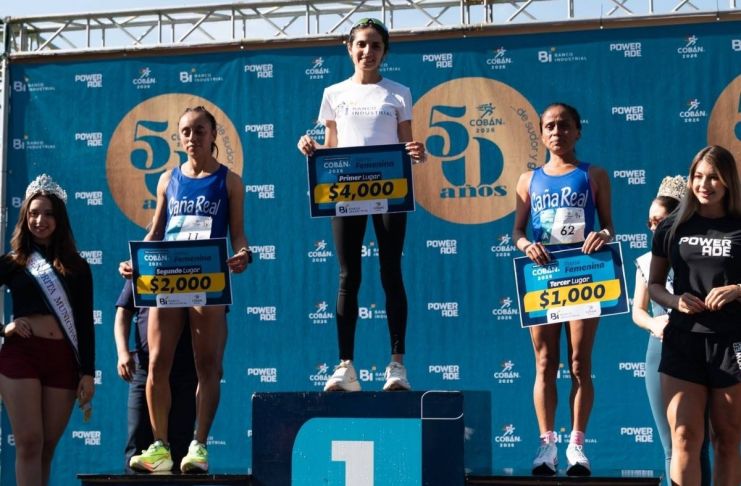 Viviana Aroche, conquista la Media Maratón de Cobán