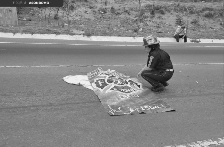 Tragedia en Pastores, Sacatepéquez: niño de dos años fallece tras ser arrollado por un tráiler Tragedia en Pastores, Sacatepéquez: niño de dos años fallece tras ser arrollado por un tráiler. Foto La Hora: Asombond.