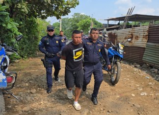Persecución y balacera en Escuintla termina con captura de presuntos sicarios de la mara 18
