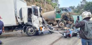 Múltiple colisión en ruta Interamericana deja heridos y complica el tránsito hacia la capital. Foto La Hora: CVB.