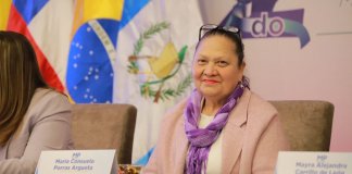 Consuelo Porras exige a EE. UU. divulgar información clasificada que la vincule