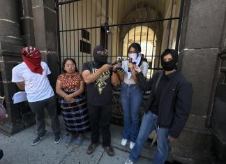 Estudiantes que convocan a la manifestación.