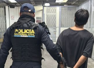 Detenido por varios delitos de extorsión y lavado de dinero u otros activos. Foto La Hora: PNC