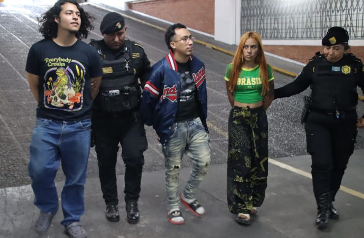PNC desmantela supuestos puntos de narcomenudeo en Guatemala y Petén; siete capturados y amplio decomiso de droga y armas