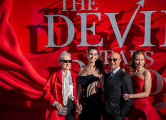 La película revele más que solo moda, delinea como compramos. Foto La Hora: Loredana Sangiuliano/Shutterstock