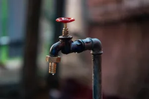 Este martes 5 de mayo tres zonas de la capital estarán sin servicio de agua potable
