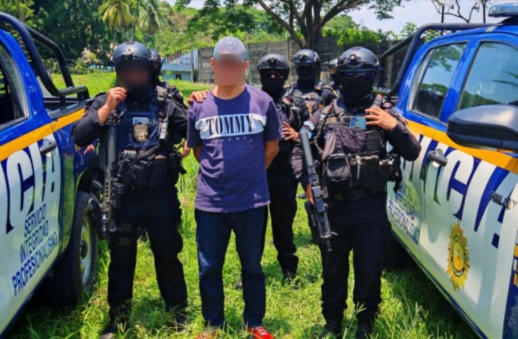 La personada detenida es supuesta responsable de traficar droga hacia Estados Unidos. Foto La Hora: SGAIA