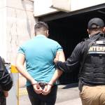 El extraditable venezolano-español que habría matado a su “amigo” y robado su identidad y cuentas bancarias. Foto La Hora: PNC.