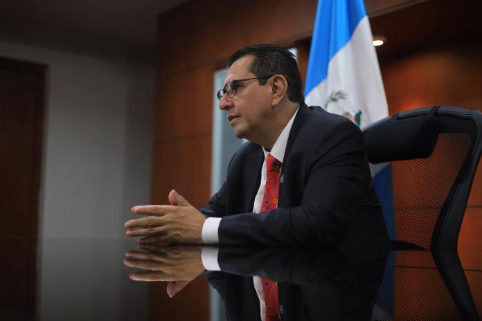El fiscal general Gabriel García Luna fue designado por el presidente Bernardo Arévalo. Foto La Hora: Daniel Ramírez.