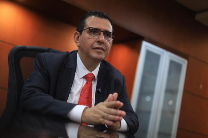 En los últimos años, Gabriel García Luna se desempeñó como asesor penal de la Procuraduría General de la Nación y docente universitario. Foto La Hora: Daniel Ramírez.