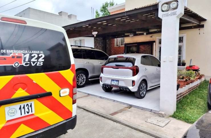 Dos personas fallecidas tras ataque armado en condominio de San José Pinula.