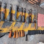 Un arsenal de alto calibre fue localizado en la Portuaria Santo Tomás de Castilla, Puerto Barrios, Izabal, según el Mingob.