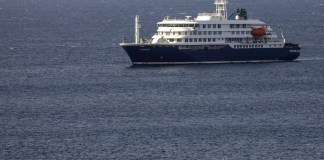 Un total de 94 pasajeros del crucero MV Hondius fueron evacuados en Tenerife tras un brote de hantavirus, en un operativo coordinado por autoridades españolas y la OMS.
