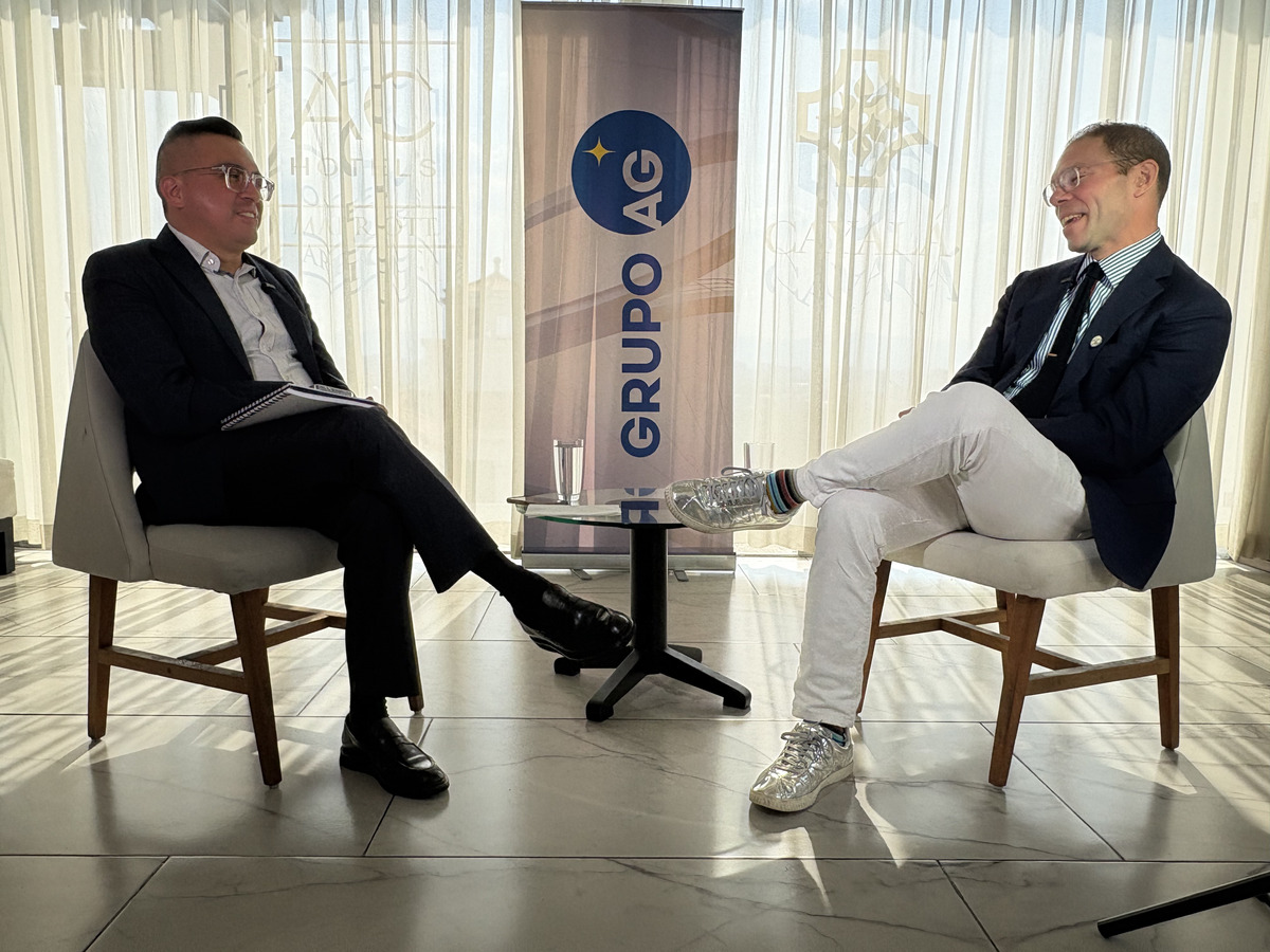 Experto en urbanismo, Greg Lindsay, conversó sobre los retos de las ciudades del futuro. Foto: La Hora/Daniel Ramírez.