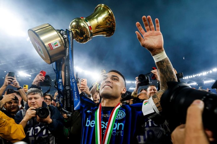 El Inter de Milán conquistó su décima Copa Italia luego de vencer en la final a la Lazio por un marcador de 2-0.