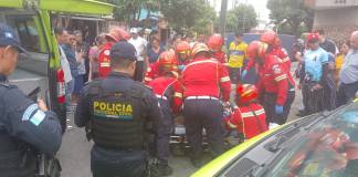 Cierre parcial en bulevar Liberación con dirección al sur tras ataque armado en La Reformita Cierre parcial en bulevar Liberación con dirección al Sur tras ataque armado en La Reformita. Foto La Hora: CBM.