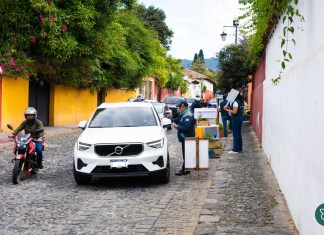Tarifas, asistencia vial y seguridad, así funciona desde este 9 de junio el parqueo público de Antigua La Municipalidad de Antigua dispone del marbete digital para visitantes. Foto La Hora: Municipalidad de Antigua Guatemala