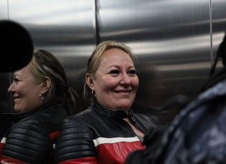 Archivo de María Marta Castañeda Torres siendo trasladada en Torre de Tribunales. Foto: La Hora