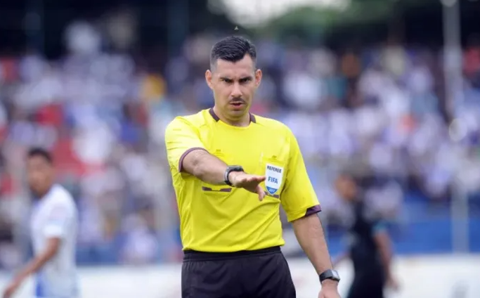 El árbitro de la final será Mario Escobar.