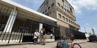 Fachada del Ministerio Público tras la llegada de Gabriel García Luna en mayo de 2026. Foto La Hora: Daniel Ramírez