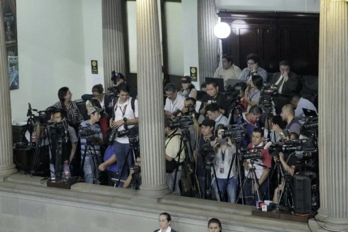 El periodismo americano se enfrenta al asedio del poder político, estructuras criminales y la impunidad, según la SIP.