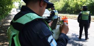 Más de 2 mil multas de tránsito tras 109 operativos de control durante el fin de semana. Foto La Hora: Tránsito PNC.