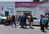Como Lisandra Hernández de los Santos fue identificada la víctima atacada a balazos, quien recibió apoyo de vecinos. Foto La Hora: Noti Quetzal BV