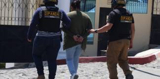 Recapturan a "La Canche" supuesta cómplice de “El Inquieto”, uno de los reos fugados de Fraijanes II. Foto La Hora: PNC.