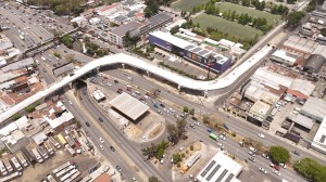Con múltiples retrasos, paso a desnivel Calzada Roosevelt concluye con fundición de rampa a días de fecha de entrega estimada