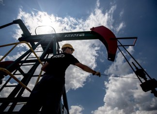 Los precios del petróleo internacional sigue al alza y pone en riesgo la vida cotidiana.