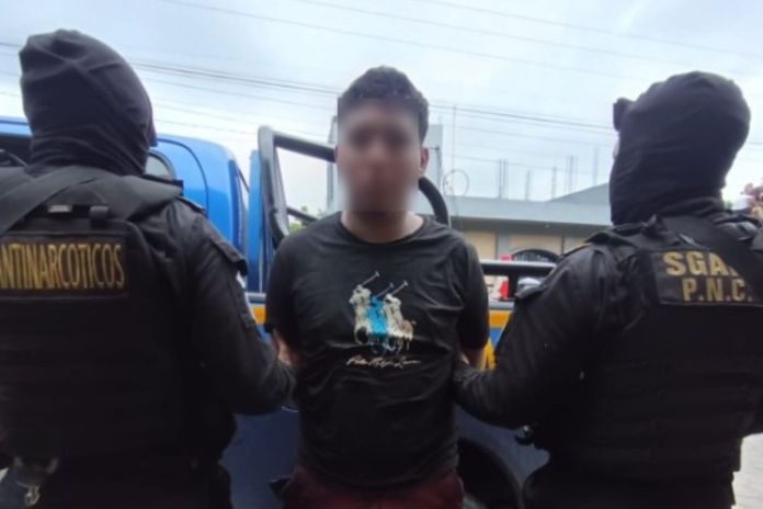Presunto responsable de ataque armado en contra de agentes antinarcoticos Presunto responsable de ataque armado en contra de agentes antinarcóticos. Foto La Hora: PNC SGAIA