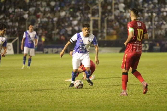 Suchitepéquez se impuso 1-0 a San Pedro en el Estadio Carlos Salazar Hijo en la final de ida del Clausura 2026 de la Primera División.