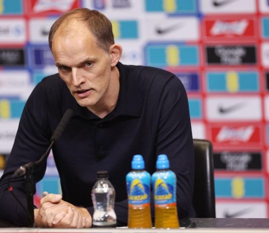 El director técnico de la Selección de Inglaterra, Thomas Tuchel, detalló los criterios deportivos que lo llevaron a marginar a múltiples figuras consolidadas de la lista final de convocados para el Mundial 2026.