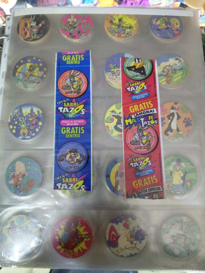 Tiras promocionales de los Tazos de los Tiny Tunes. Foto La Hora: André Lima 