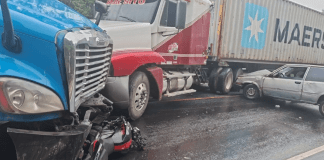 Tránsito vehicular se complica en Villa Nueva con accidente múltiple y otros hechos en la capital
