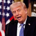 Donald Trump calificó de “totalmente inaceptable” la respuesta de Irán a la propuesta de paz de Estados Unidos, lo que complica las negociaciones y aumenta la tensión en el Golfo Pérsico.