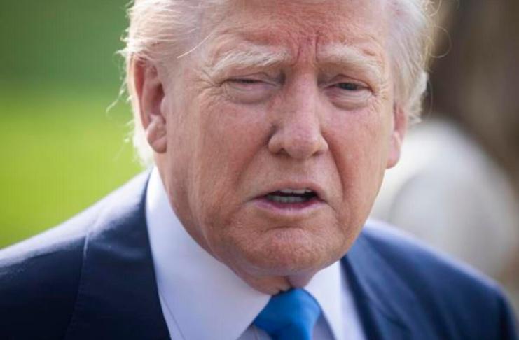 Presidente de EE. UU, Donald Trump, critica al papa León XIV y al alcalde de Chicago. Fotografía de archivo. EFE/EPA/JIM LO SCALZO