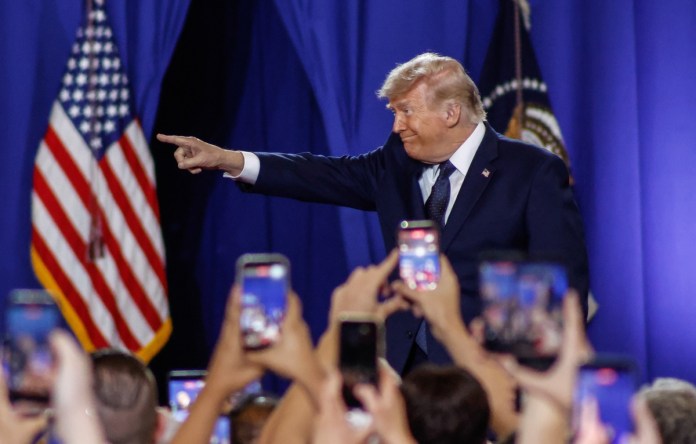 Trump quiere que países del Golfo normalicen relaciones con Israel tras acuerdo con Irán Trump quiere que países del Golfo normalicen relaciones con Israel tras acuerdo con Irán.