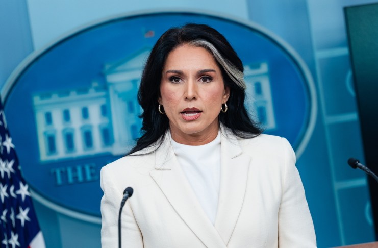 Tulsi Gabbard dimite como directora de Inteligencia Nacional del Gobierno de Trump Tulsi Gabbard