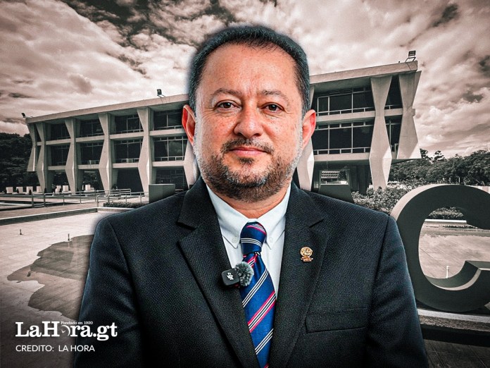 Walter Mazariegos enfrenta una denuncia interpuesta por la Contraloría General de Cuentas. Foto La Hora: Usac