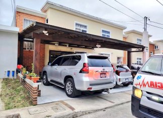 El MP analiza grabaciones de cámaras de seguridad y otros elementos encontrados en la vivienda donde fueron asesinados los esposos Pérez Lucas, en San José Pinula.